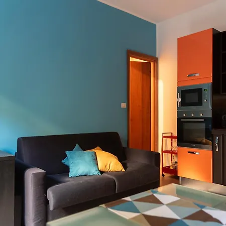 Casa Monet - 10 Minuti Dal Duomo Милан